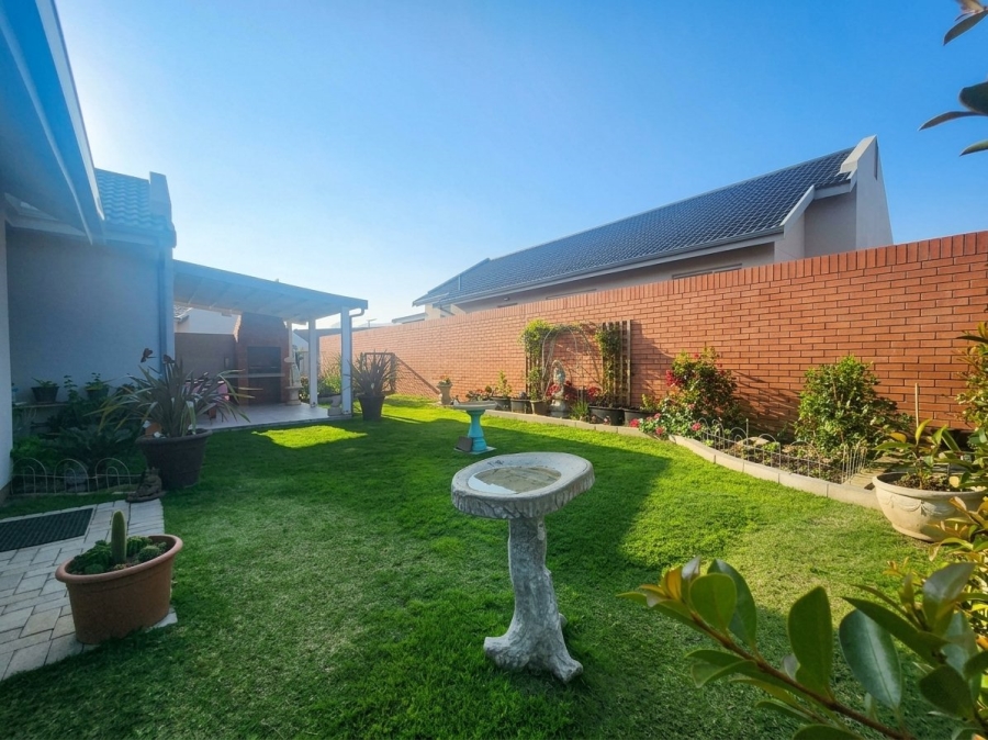 3 Bedroom Property for Sale in Dormehls Drift Western Cape